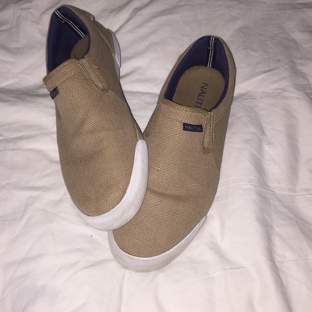 Tan Nautica shoes!👞